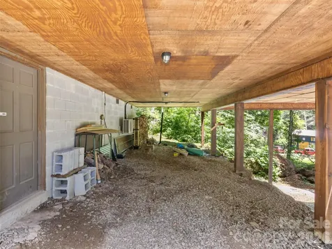 170 Mountain Farm Road Burnsville NC 28714