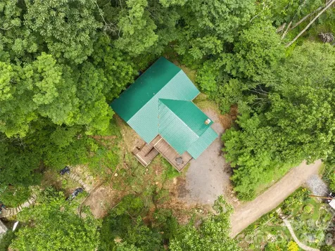 170 Mountain Farm Road Burnsville NC 28714