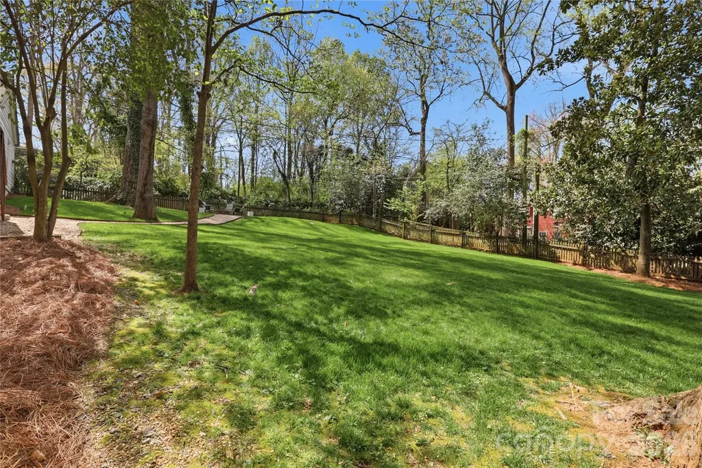 2732 Temple Lane Charlotte NC 28205