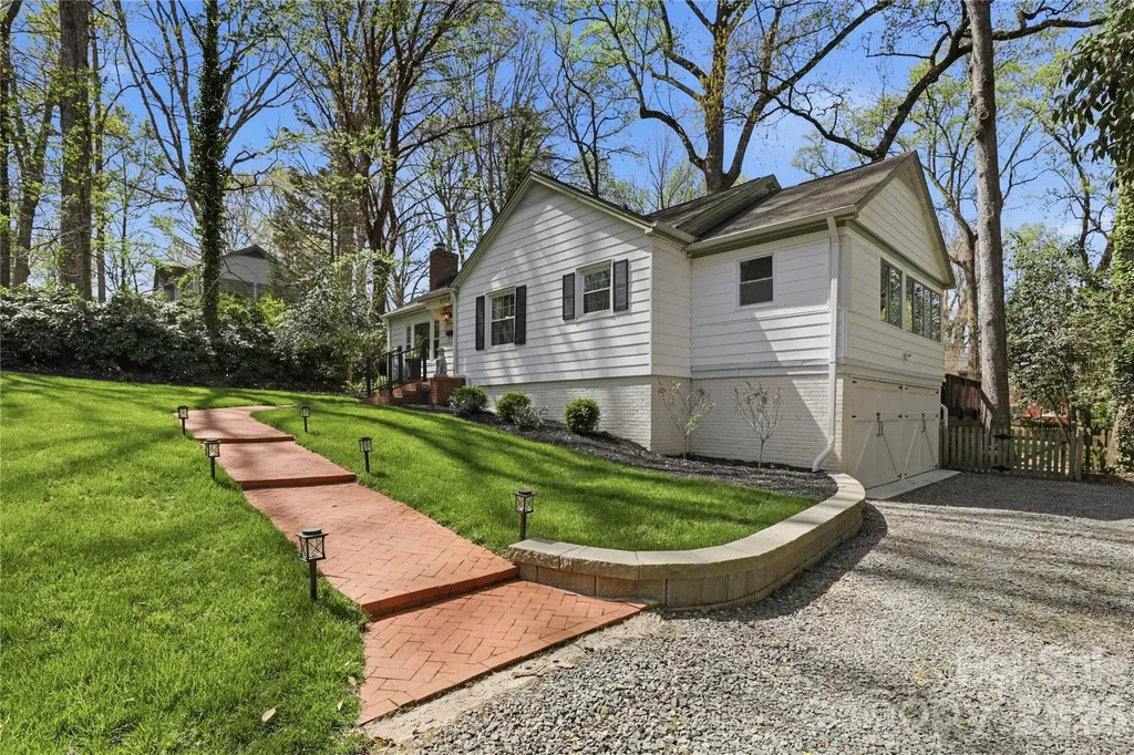 2732 Temple Lane Charlotte NC 28205