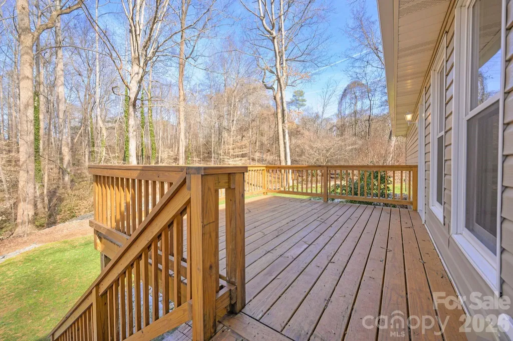 109 Normandy Avenue Boonville NC 27011