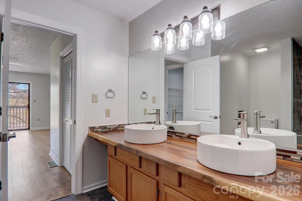 225 Sheepnose Drive Lake Lure NC 28746
