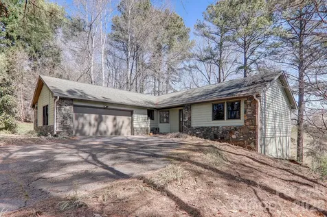 225 Sheepnose Drive Lake Lure NC 28746