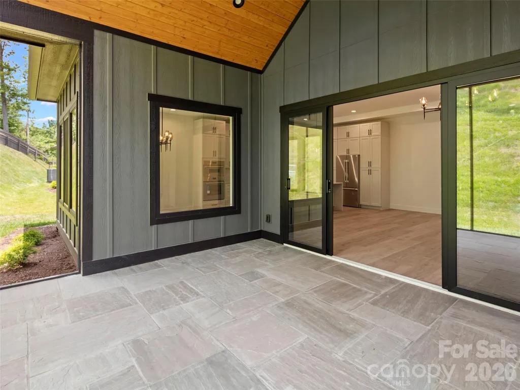 504 Blue River Drive Arden NC 28704