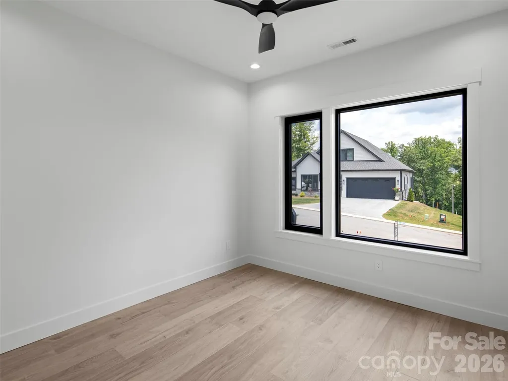 504 Blue River Drive Arden NC 28704