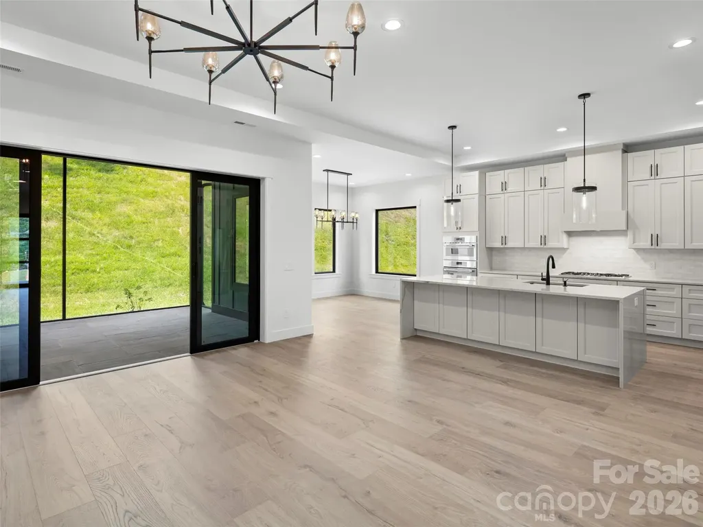 504 Blue River Drive Arden NC 28704