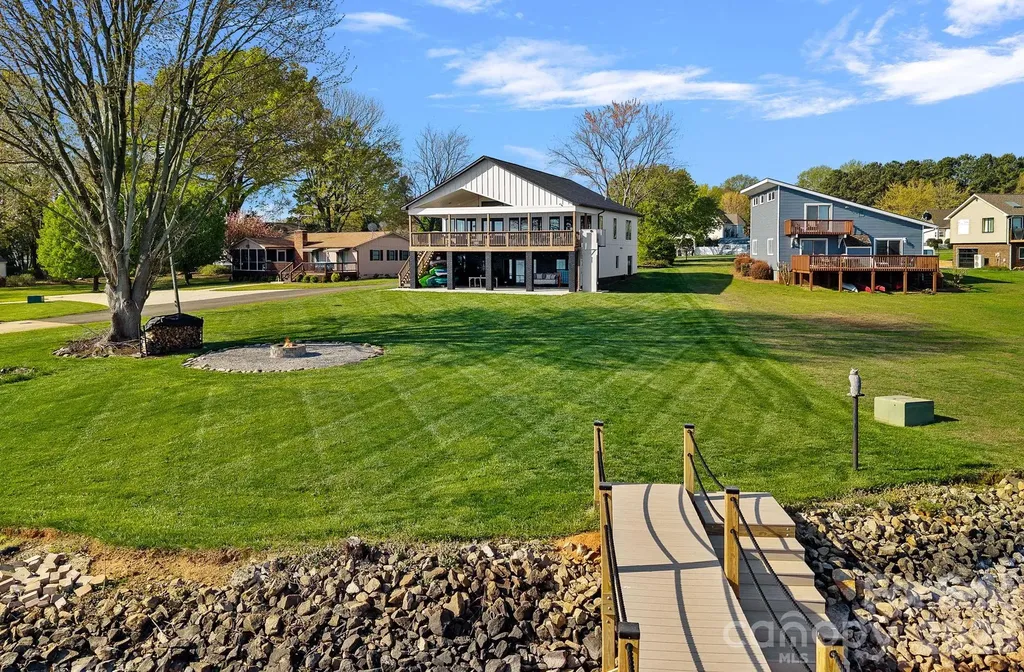 8182 Mountain Shore Drive Sherrills Ford NC 28673