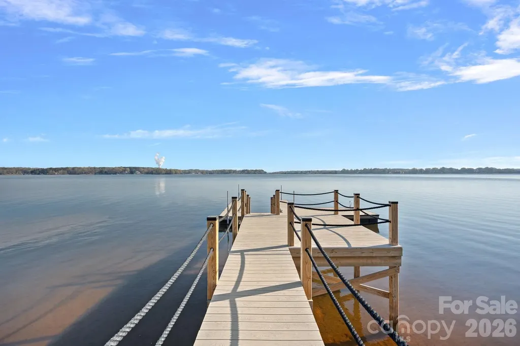 8182 Mountain Shore Drive Sherrills Ford NC 28673