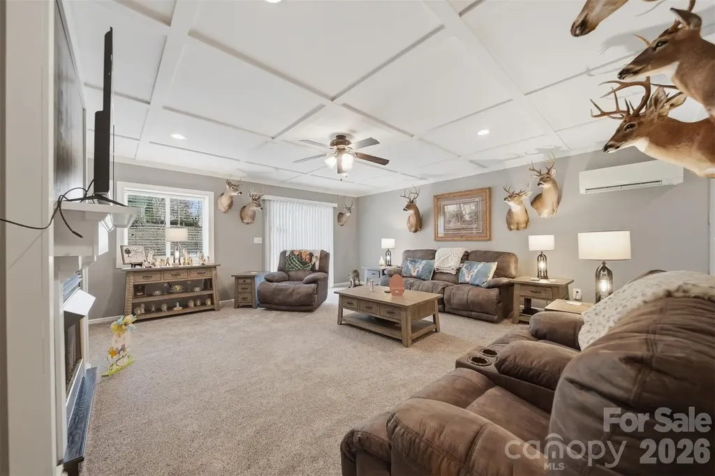 1300 Laurel Street NE Valdese NC 28690