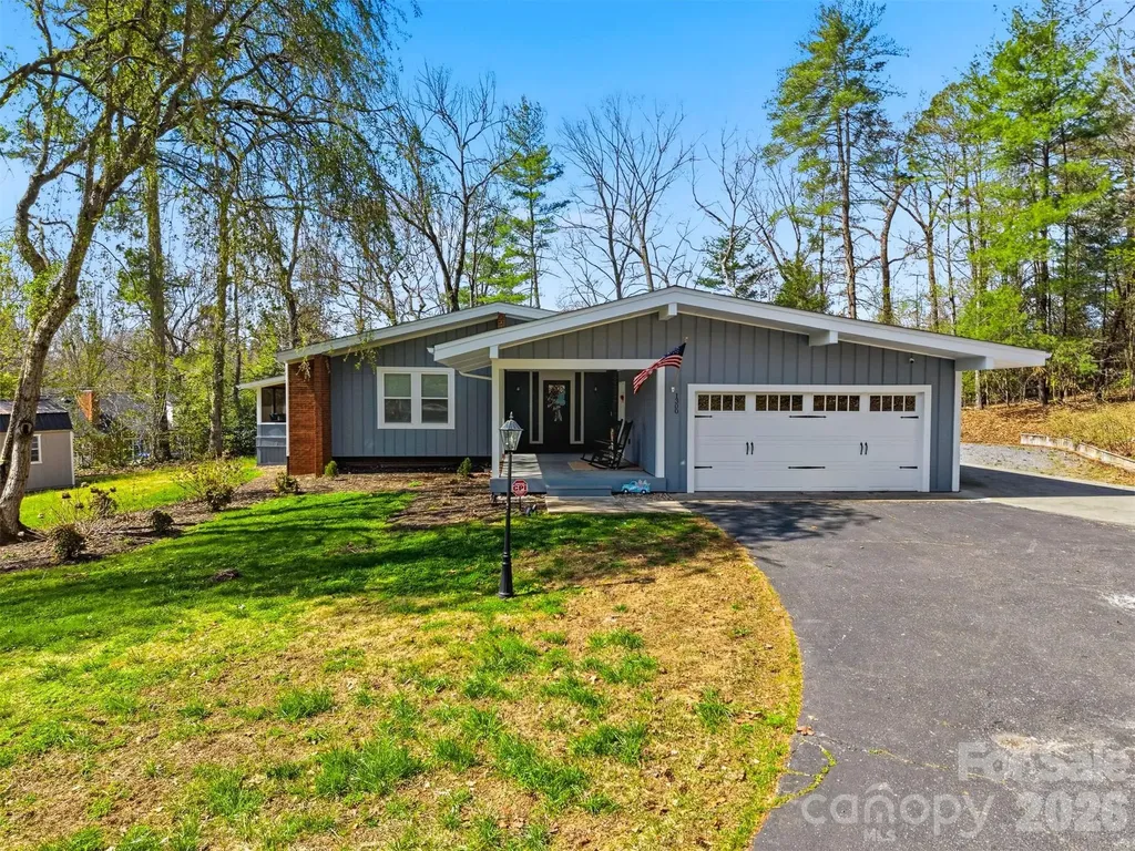 1300 Laurel Street NE Valdese NC 28690