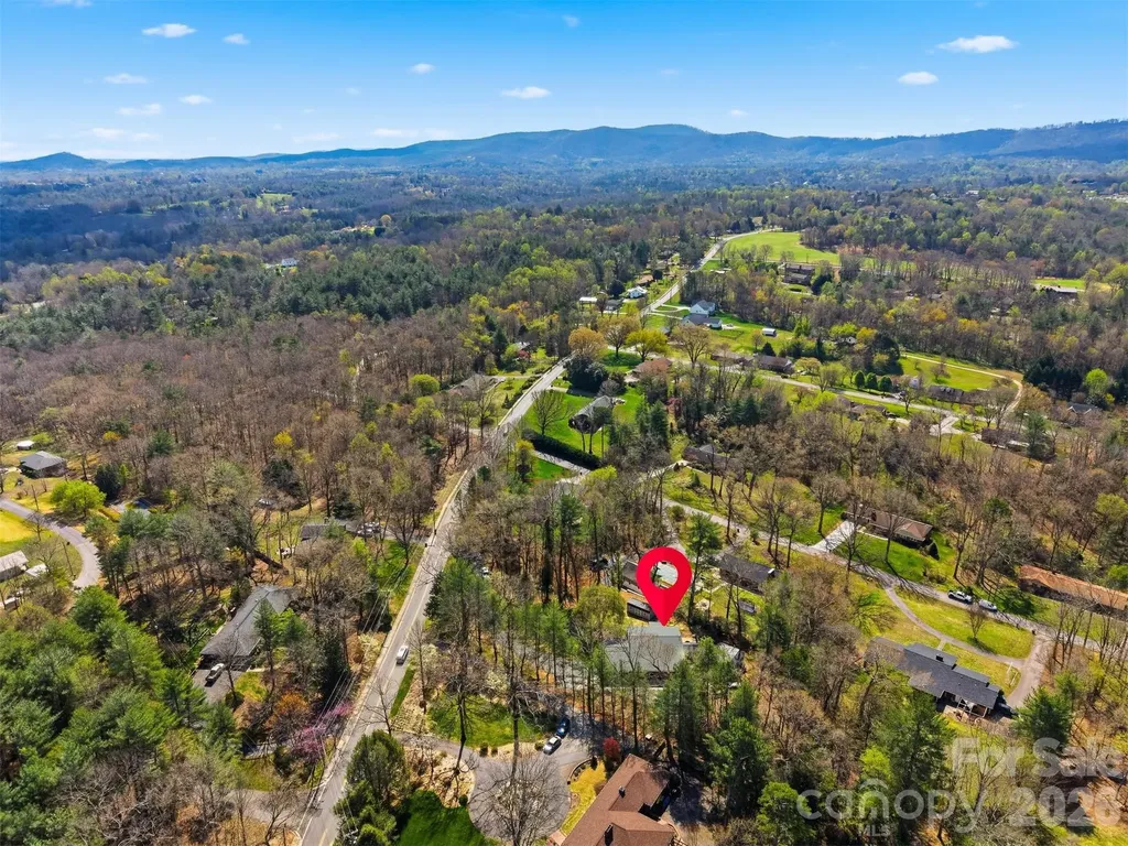 1300 Laurel Street NE Valdese NC 28690