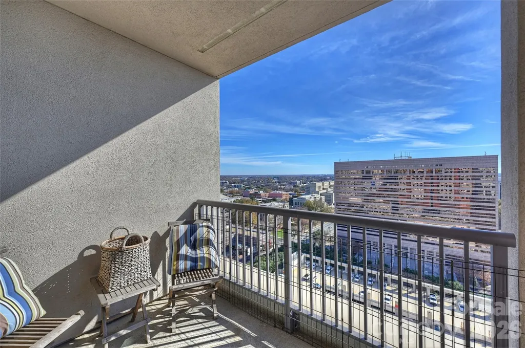 222 S Caldwell Street Charlotte NC 28202