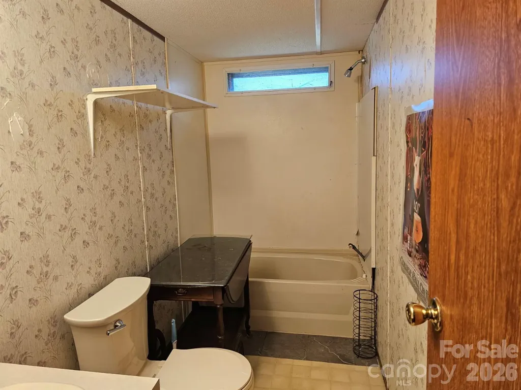 3586 Bridle Path Drive Vale NC 28168