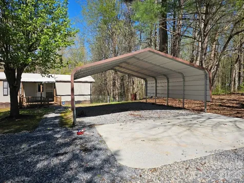 3586 Bridle Path Drive Vale NC 28168