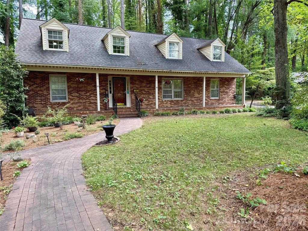 604 Whittington Place Statesville NC 28677