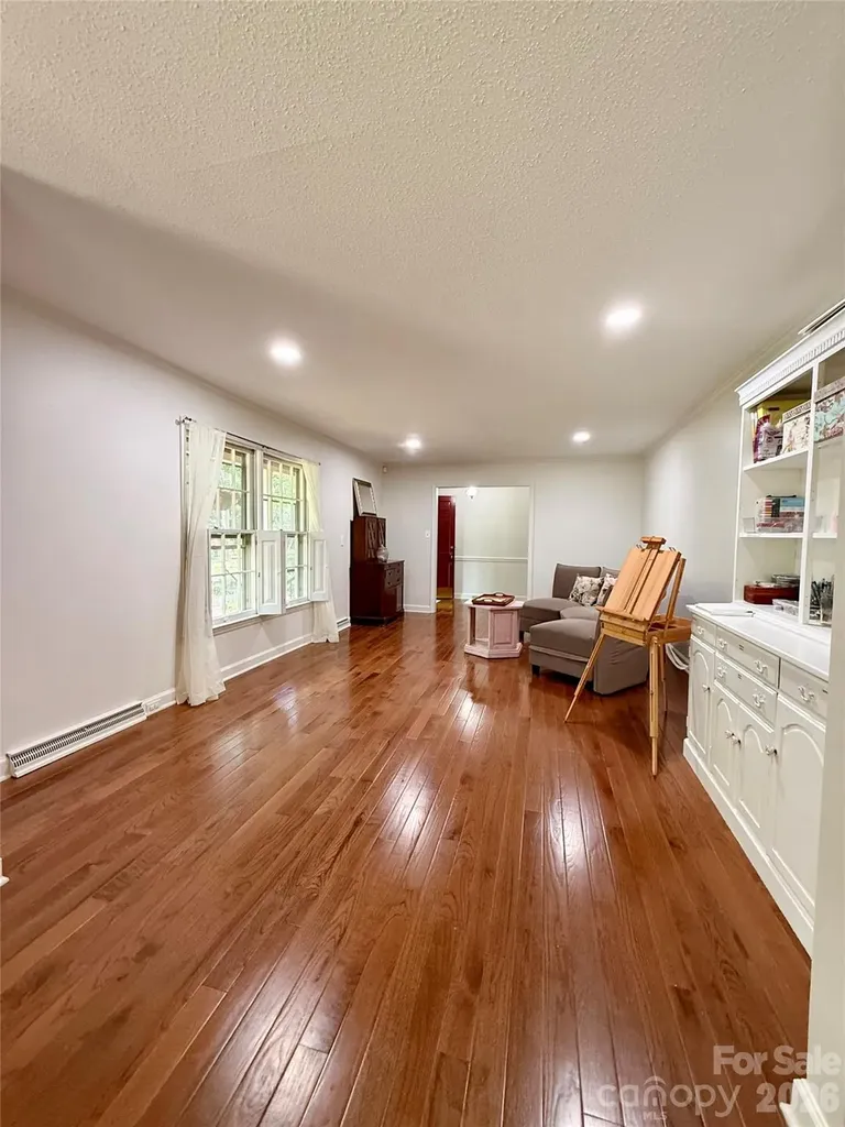 604 Whittington Place Statesville NC 28677