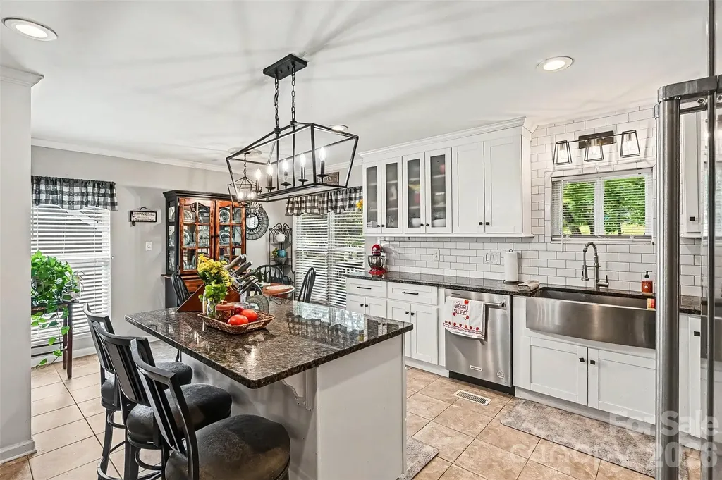 10319 Camelback Circle Charlotte NC 28226