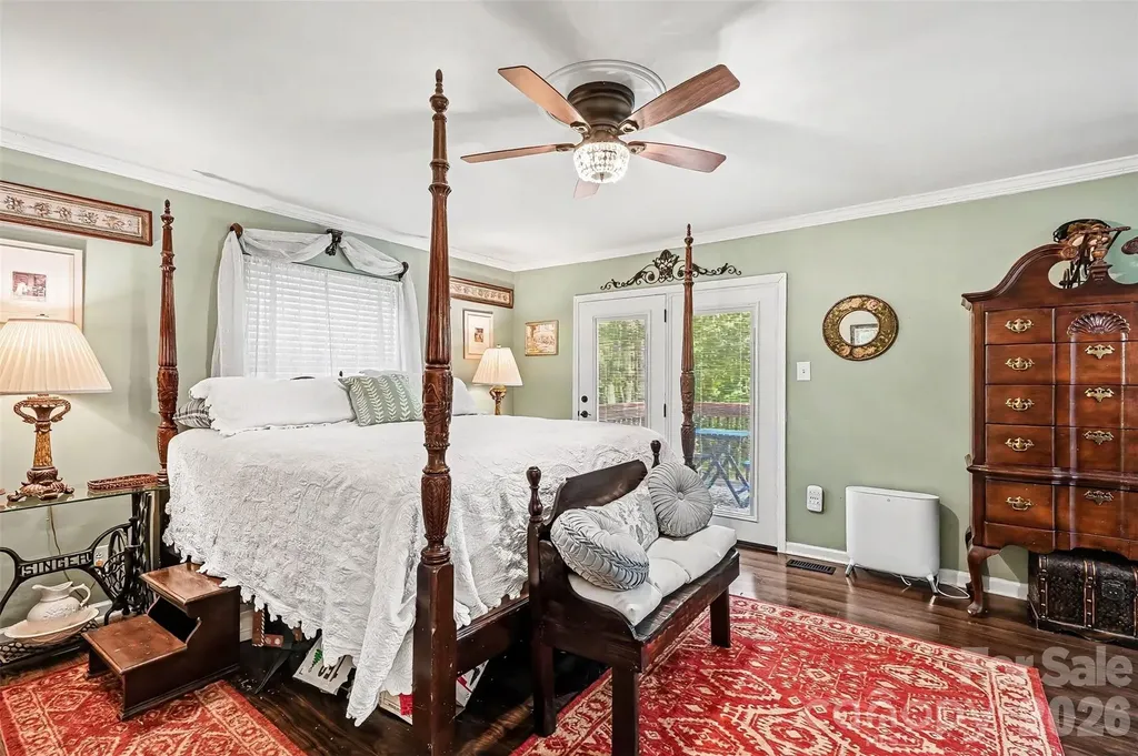 10319 Camelback Circle Charlotte NC 28226