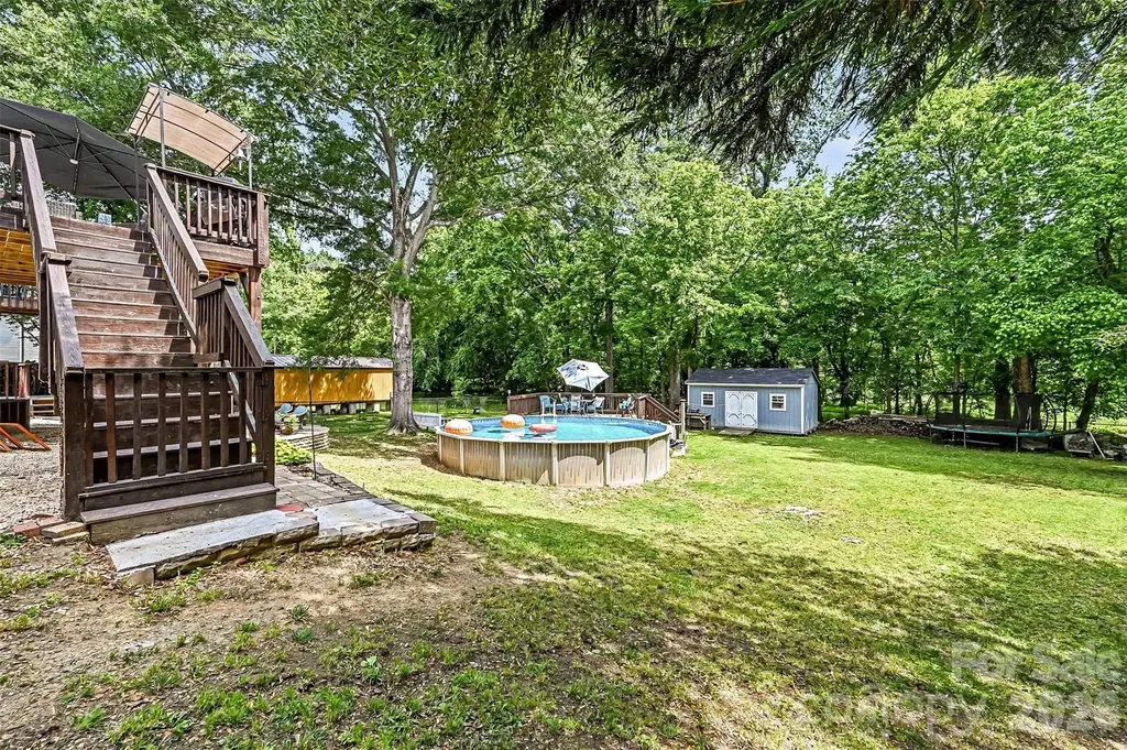 10319 Camelback Circle Charlotte NC 28226