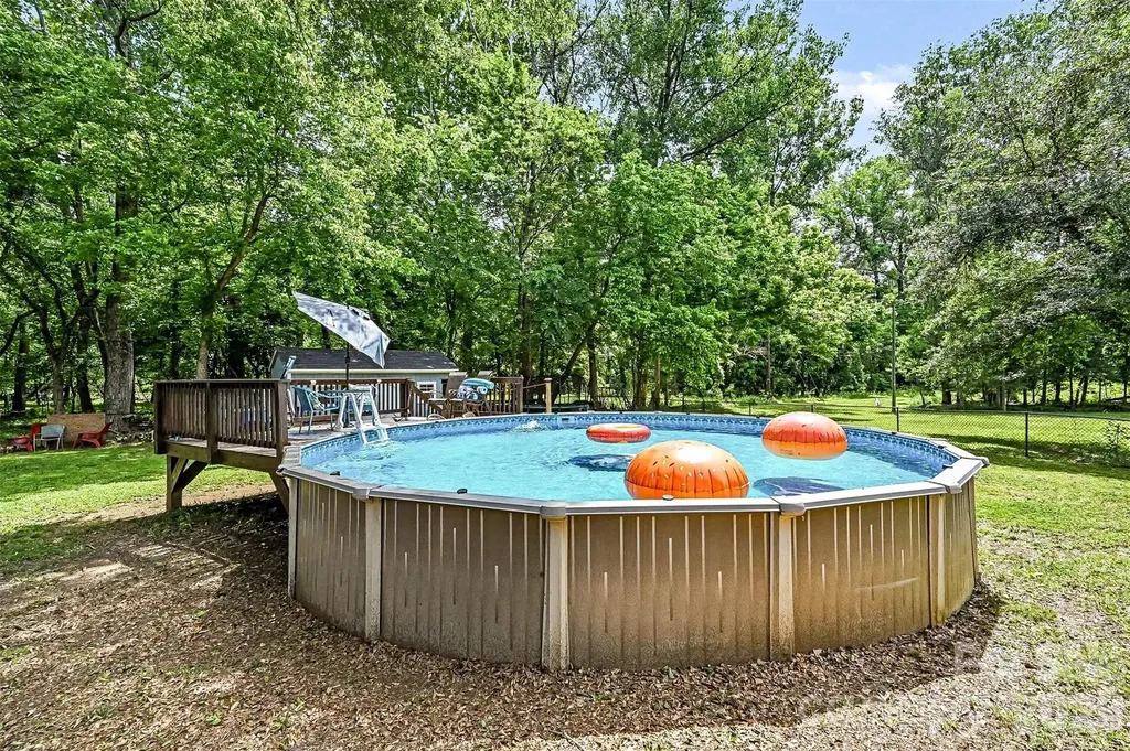 10319 Camelback Circle Charlotte NC 28226