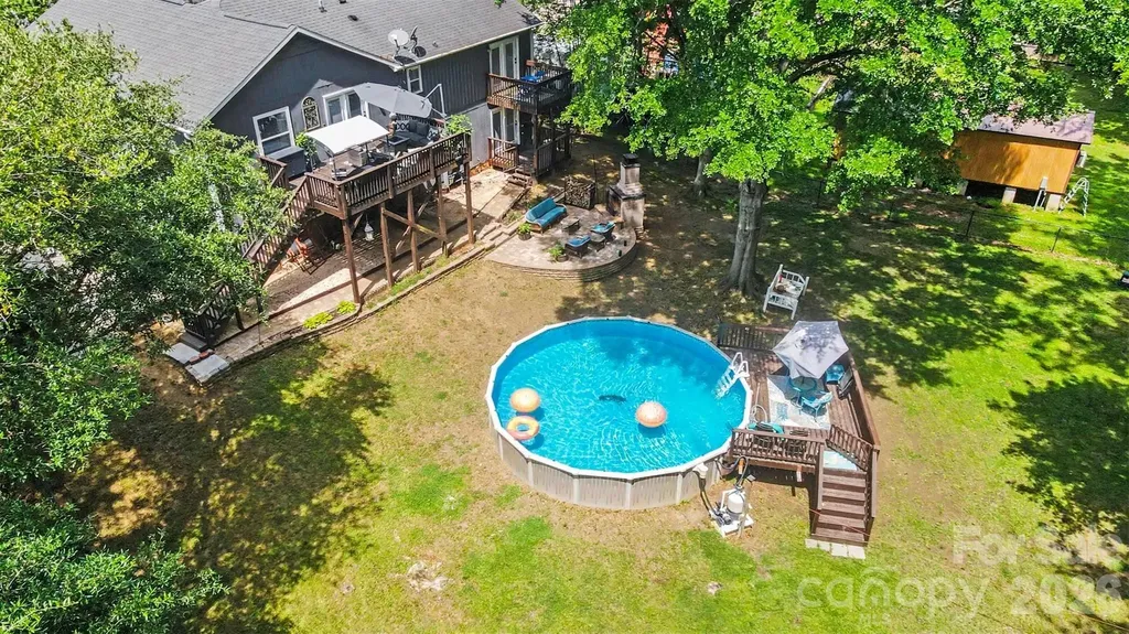 10319 Camelback Circle Charlotte NC 28226