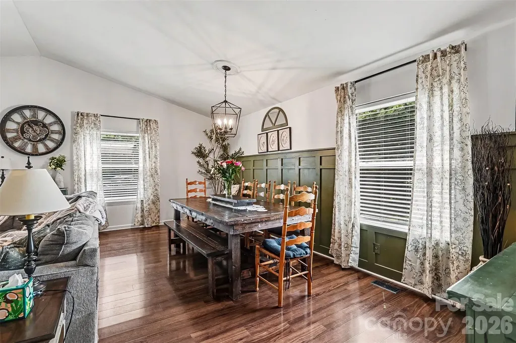 10319 Camelback Circle Charlotte NC 28226