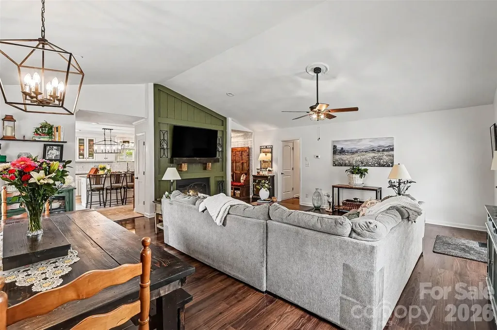 10319 Camelback Circle Charlotte NC 28226