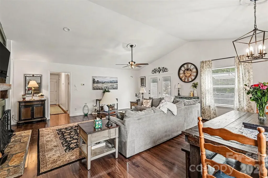 10319 Camelback Circle Charlotte NC 28226