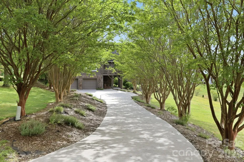 112 Sunny Morning Court Hendersonville NC 28792