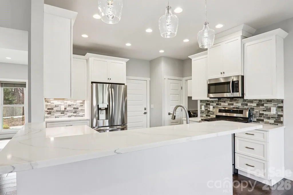 98 Hamilton Woods Lane Etowah NC 28729