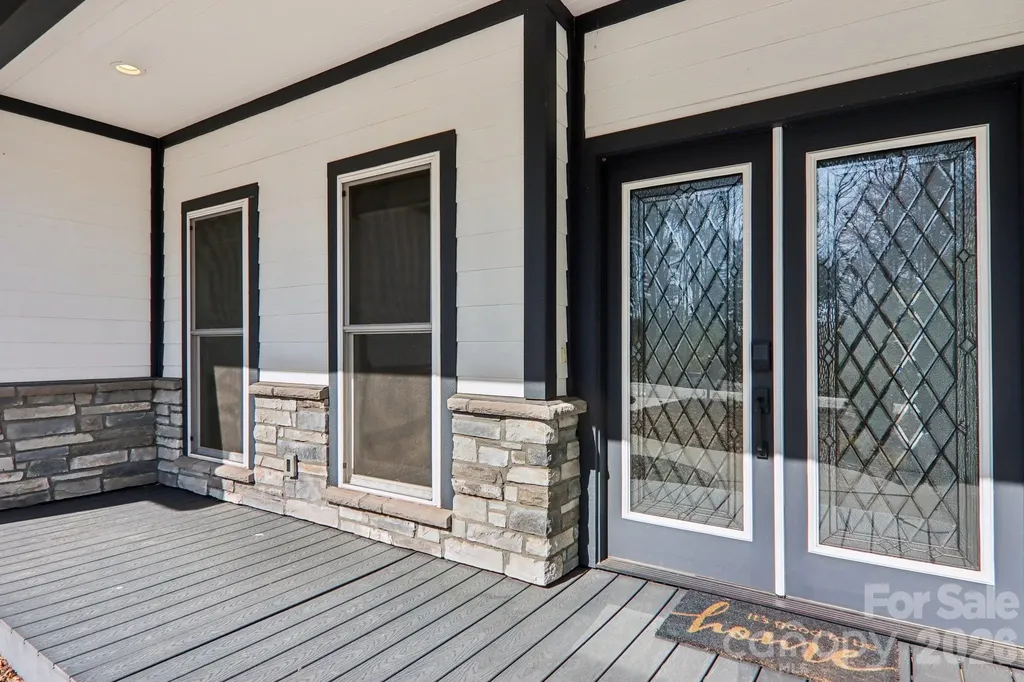 98 Hamilton Woods Lane Etowah NC 28729