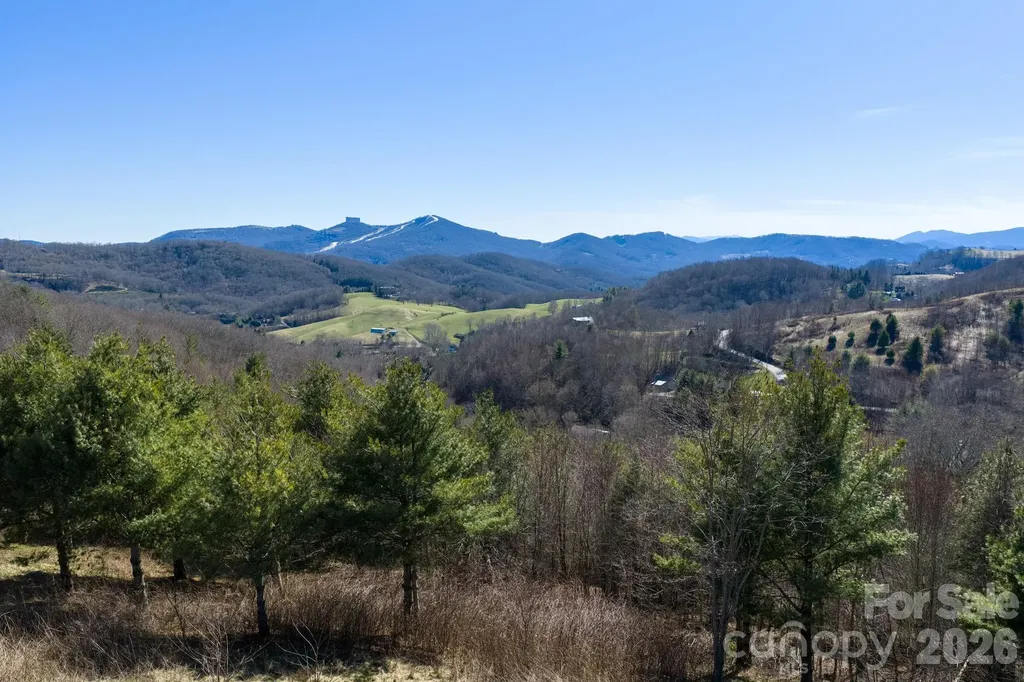 Lot S3 Sky Rock Trail Banner Elk NC 28604