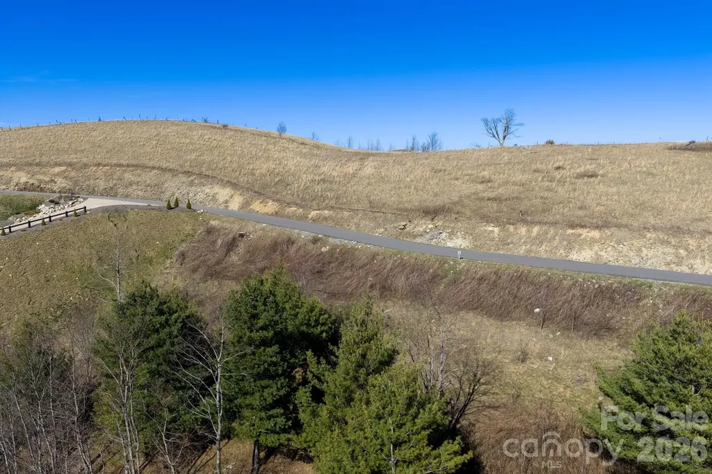 Lot S3 Sky Rock Trail Banner Elk NC 28604