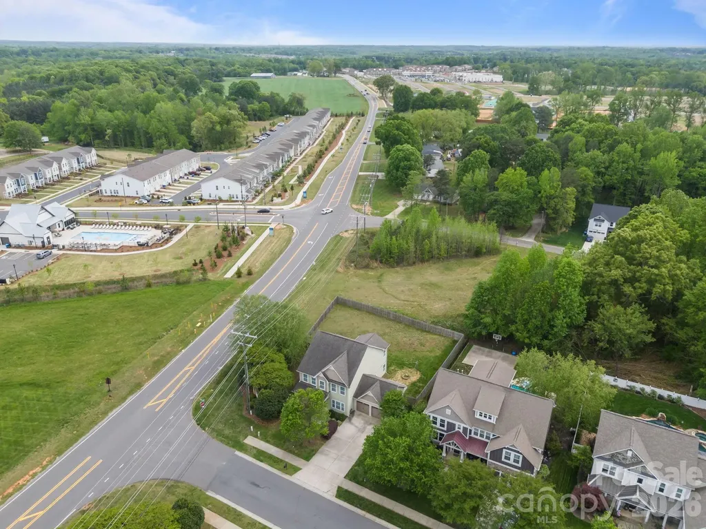 103 Hedgewood Drive Mooresville NC 28115