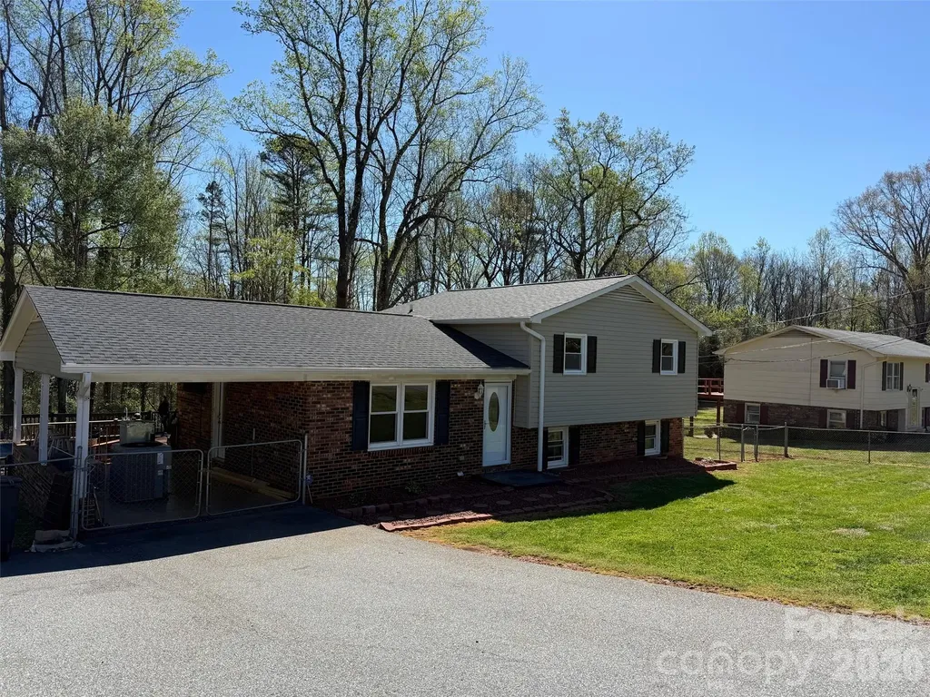 3730 Sedgefield Drive Conover NC 28613