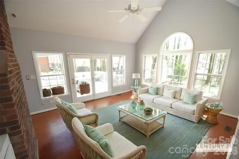 2336 Mill House Lane Matthews NC 28104
