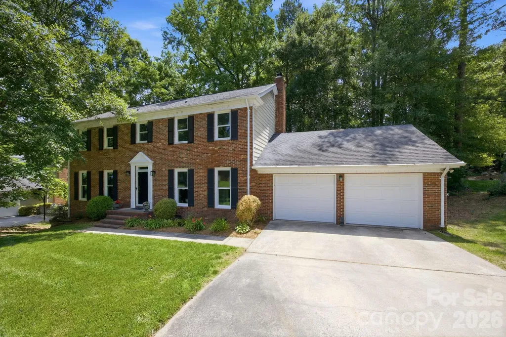 2011 Windlock Drive Charlotte NC 28270