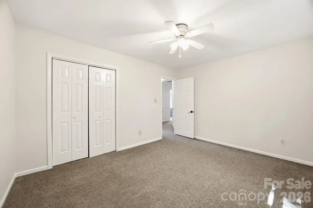2011 Windlock Drive Charlotte NC 28270