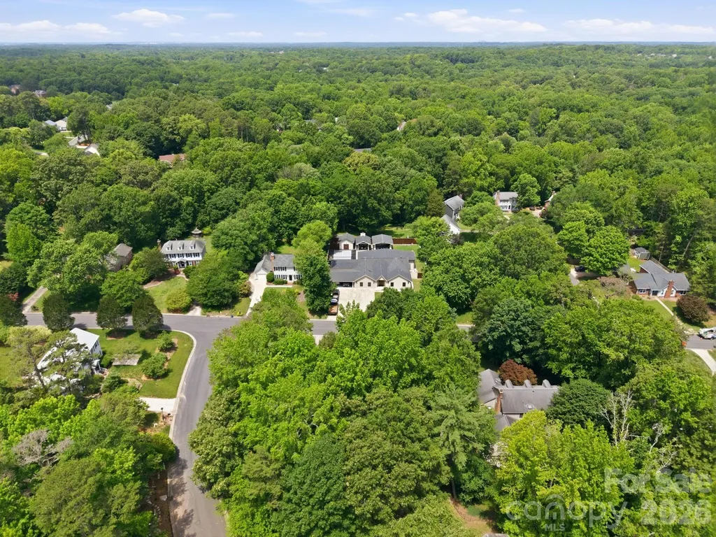 2011 Windlock Drive Charlotte NC 28270