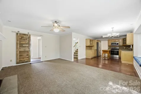 2011 Windlock Drive Charlotte NC 28270