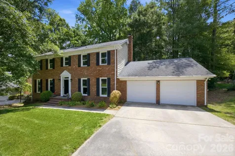 2011 Windlock Drive Charlotte NC 28270