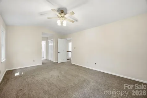 2011 Windlock Drive Charlotte NC 28270