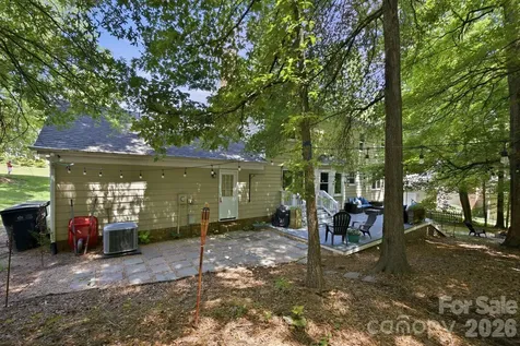 2011 Windlock Drive Charlotte NC 28270