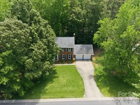 2011 Windlock Drive Charlotte NC 28270