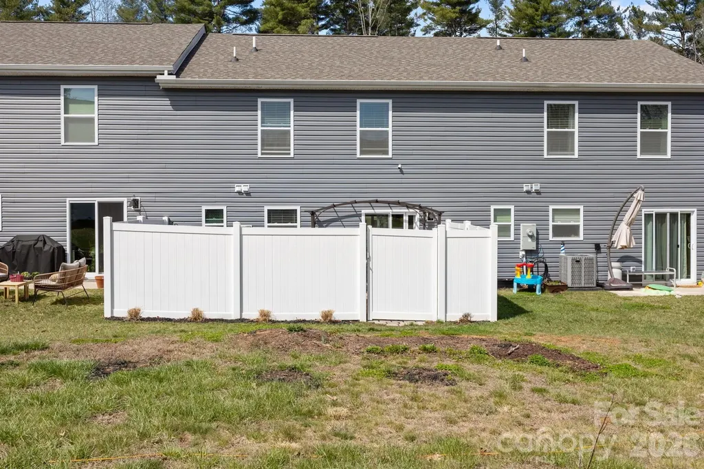83 Malcolm Court Candler NC 28715