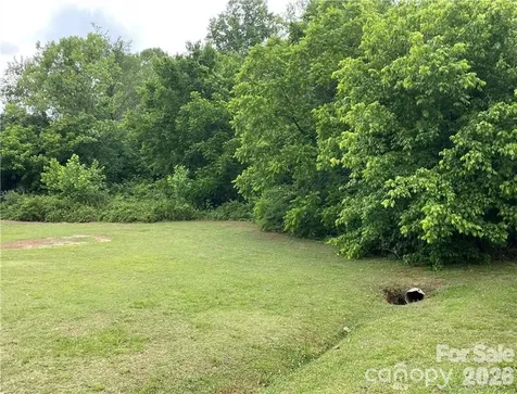 2303 Ryan Drive Conover NC 28613