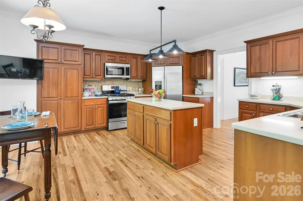 109 Chattooga Run Hendersonville NC 28739