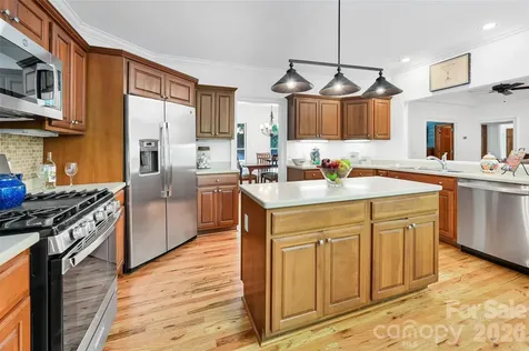 109 Chattooga Run Hendersonville NC 28739