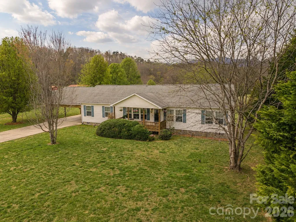22 Brookfield Lane Old Fort NC 28762