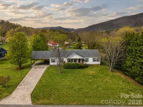 22 Brookfield Lane Old Fort NC 28762